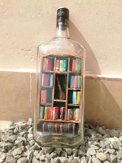 Library Art Showpiece, Bottle Art Crafting