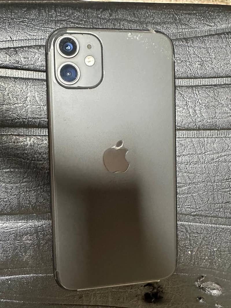 Apple iPhone 11 0