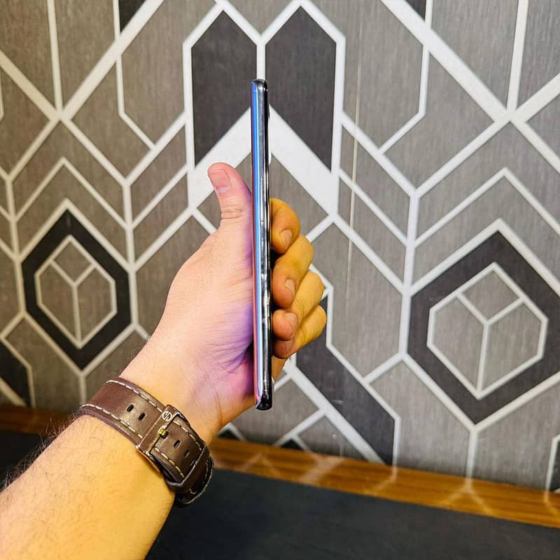 OnePlus 9 5G pro 5