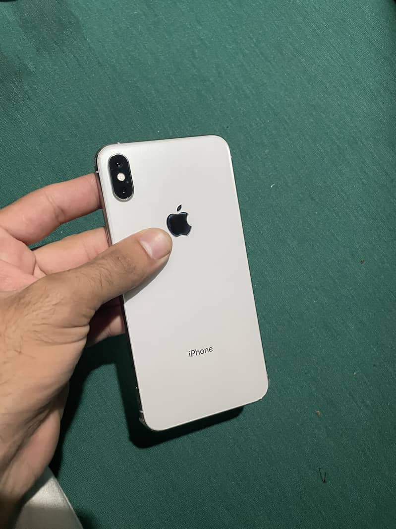 Apple iPhone XS Max 0