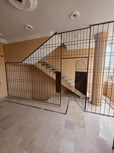 2 BED DD 2ND FLOOR PORTION AVAILABLE FOR RENT