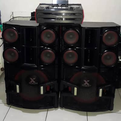 CM9940 Stereo Compact System 3200 Watt