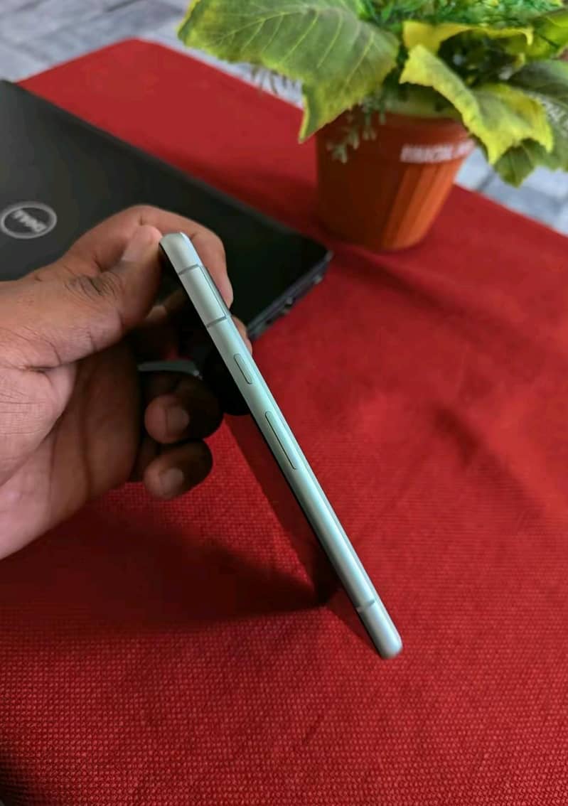 Google Pixel 7a 3