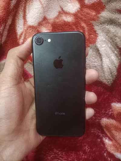 iPhone 7   10/10 condition water pack black colour