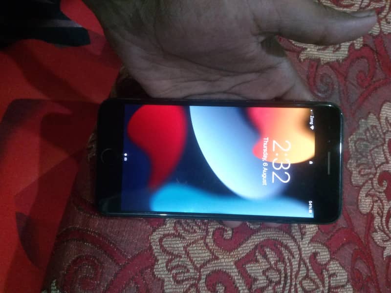 Apple iPhone 7 Plus 4