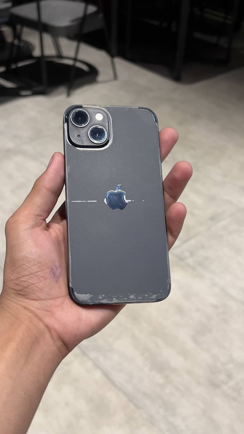 Apple iPhone 13 6