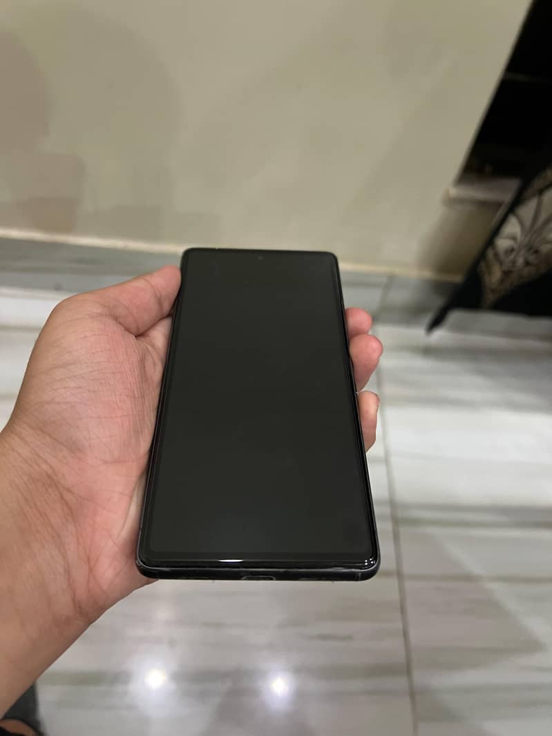 Google Pixel 7 4