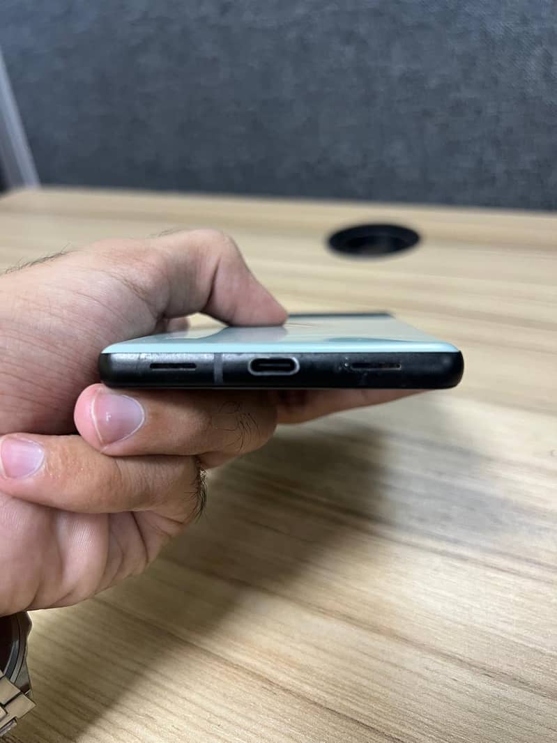 Google Pixel 6a 3