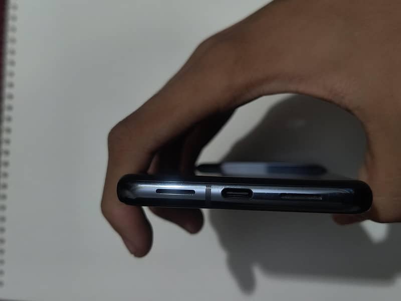 Google Pixel 8 Pro 3