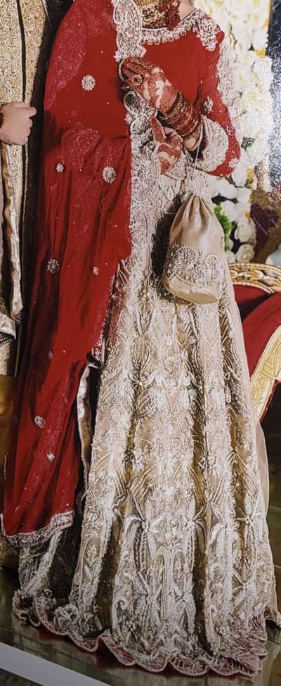 Only once used Luxurious Bridal Lehnga-Premium Product