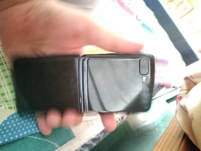 Samsung Mobile Z Flip
