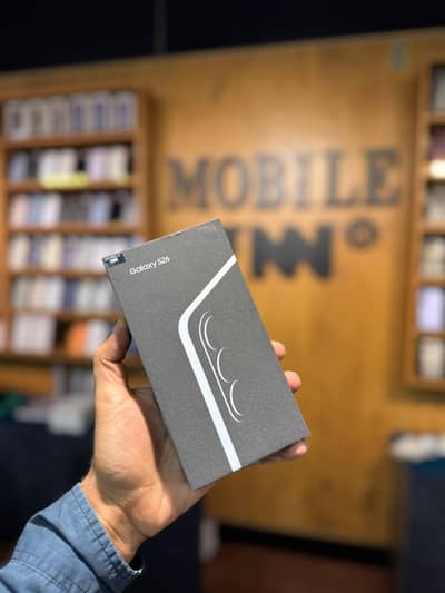 Brand New | Box Pack Samsung Galaxy S26 5G 256GB (JV) SIM Lock USA/LLA