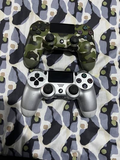 Ps4 original controllers