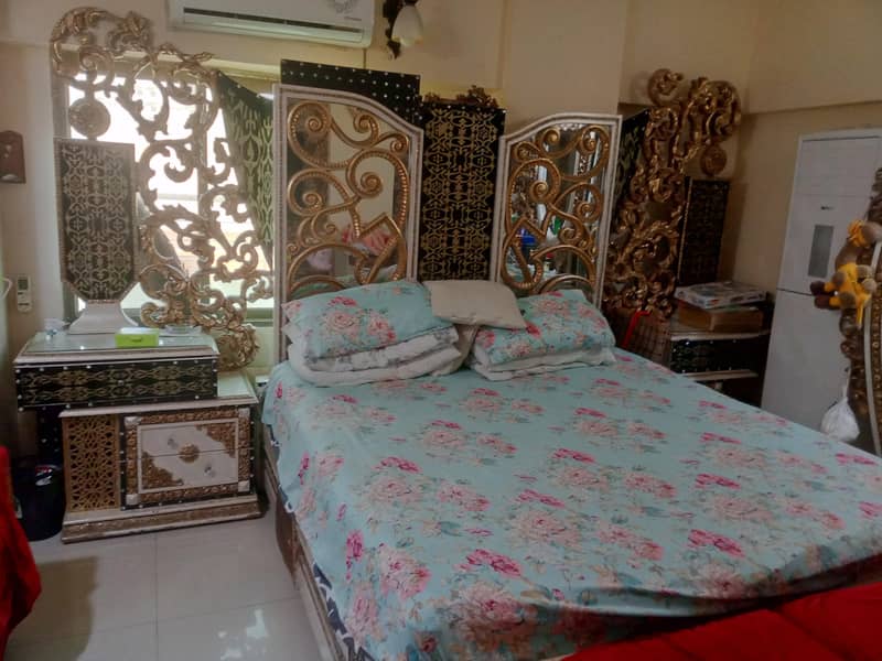 bed and dressing 1