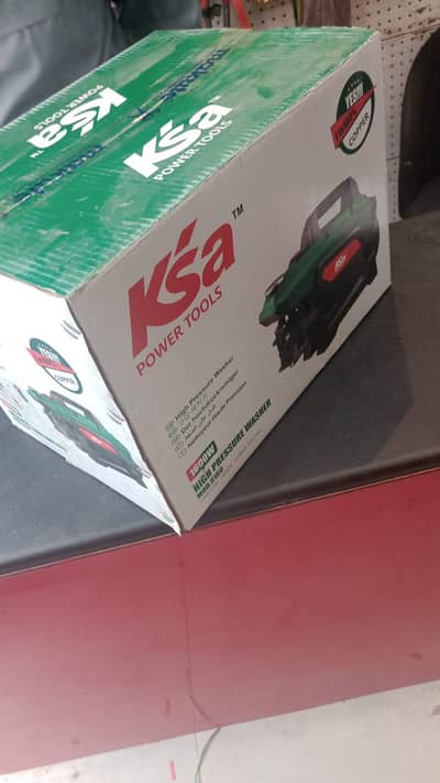 Car washer 135 Bar pressure 100% cooper blkul new ha 2 dafa use kea ha