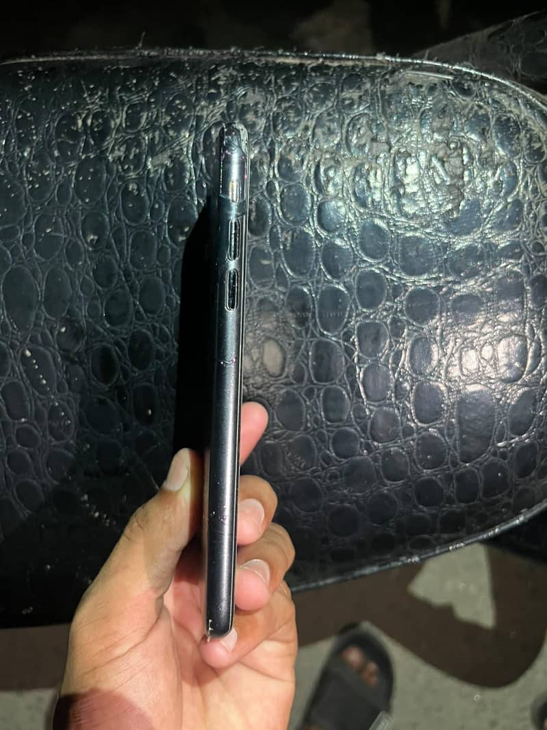 Apple iPhone X 2