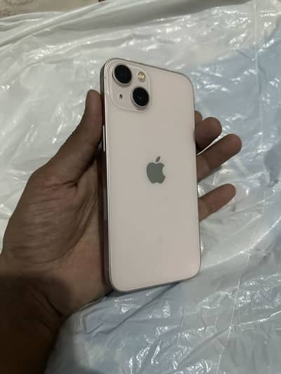 Apple iPhone 13
