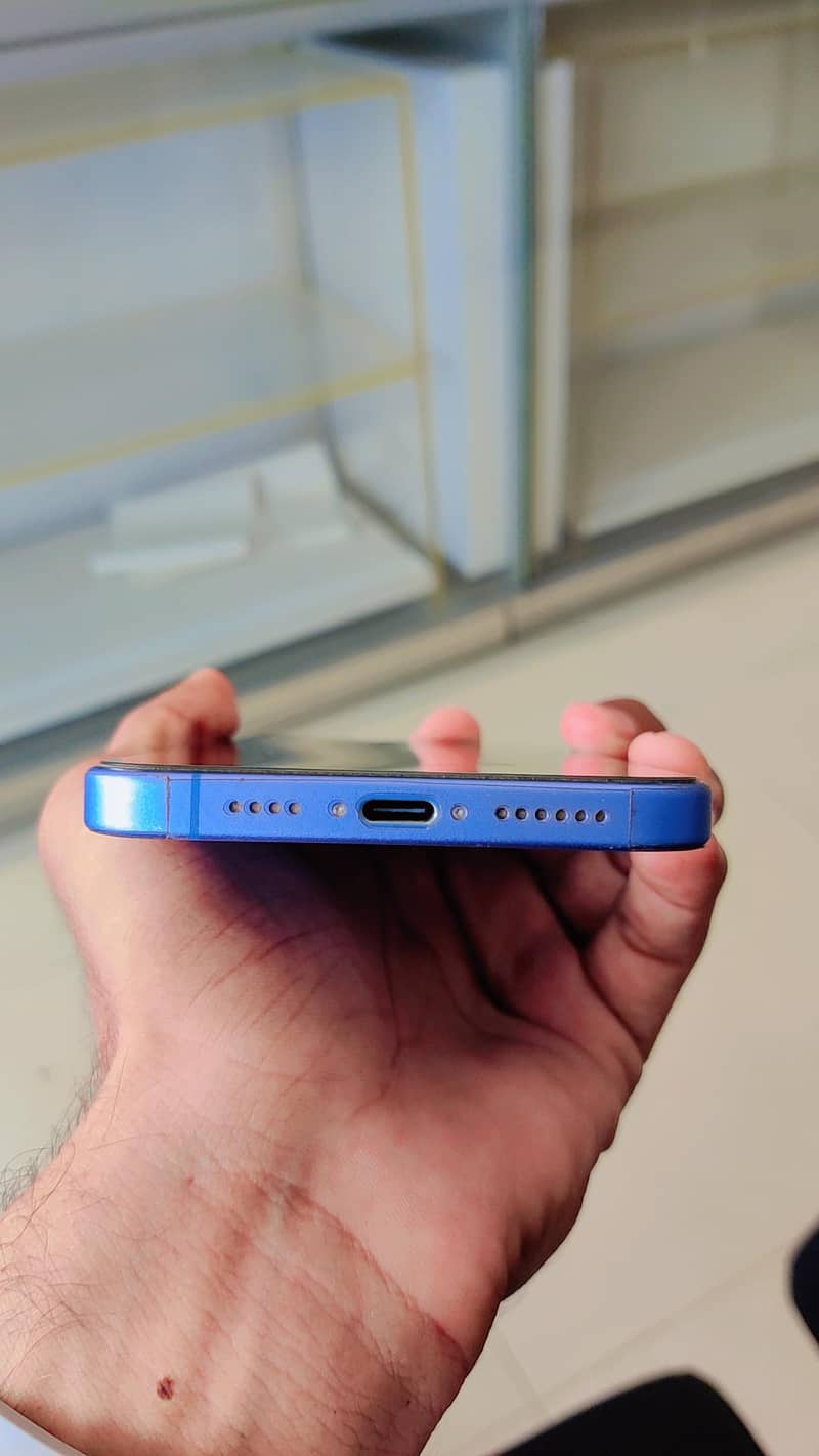 Apple iPhone 16 Plus 5