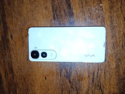 Vivo Y400