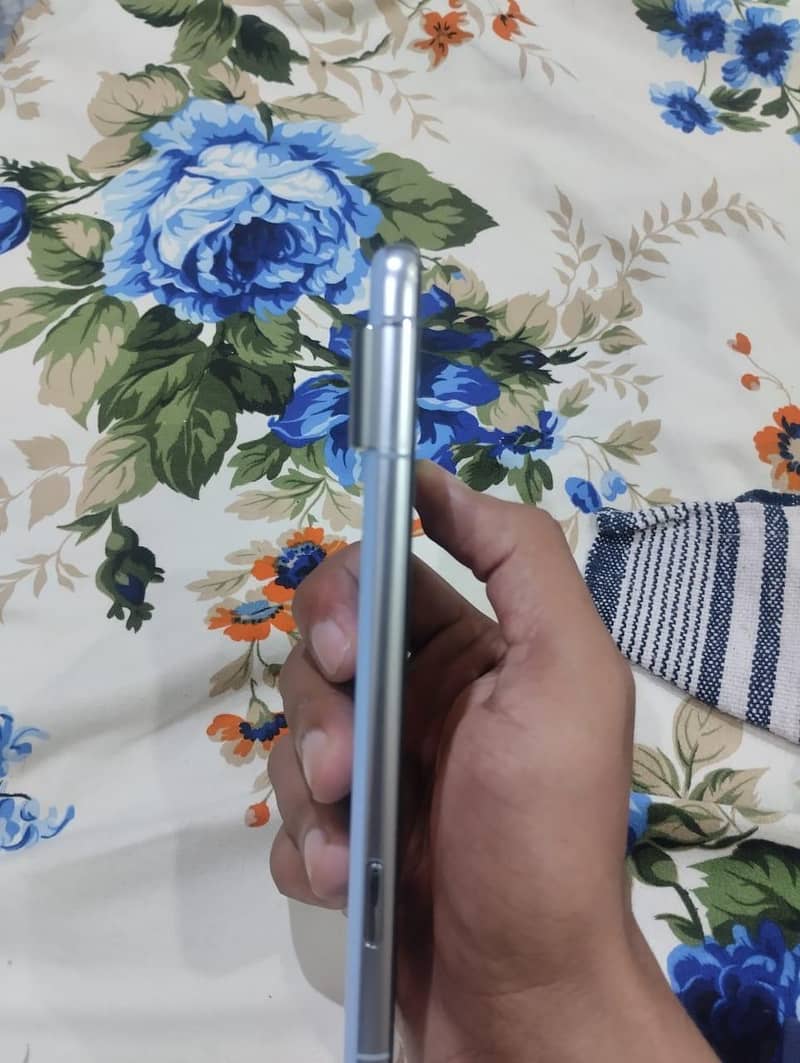 Google Pixel 8 Pro 1