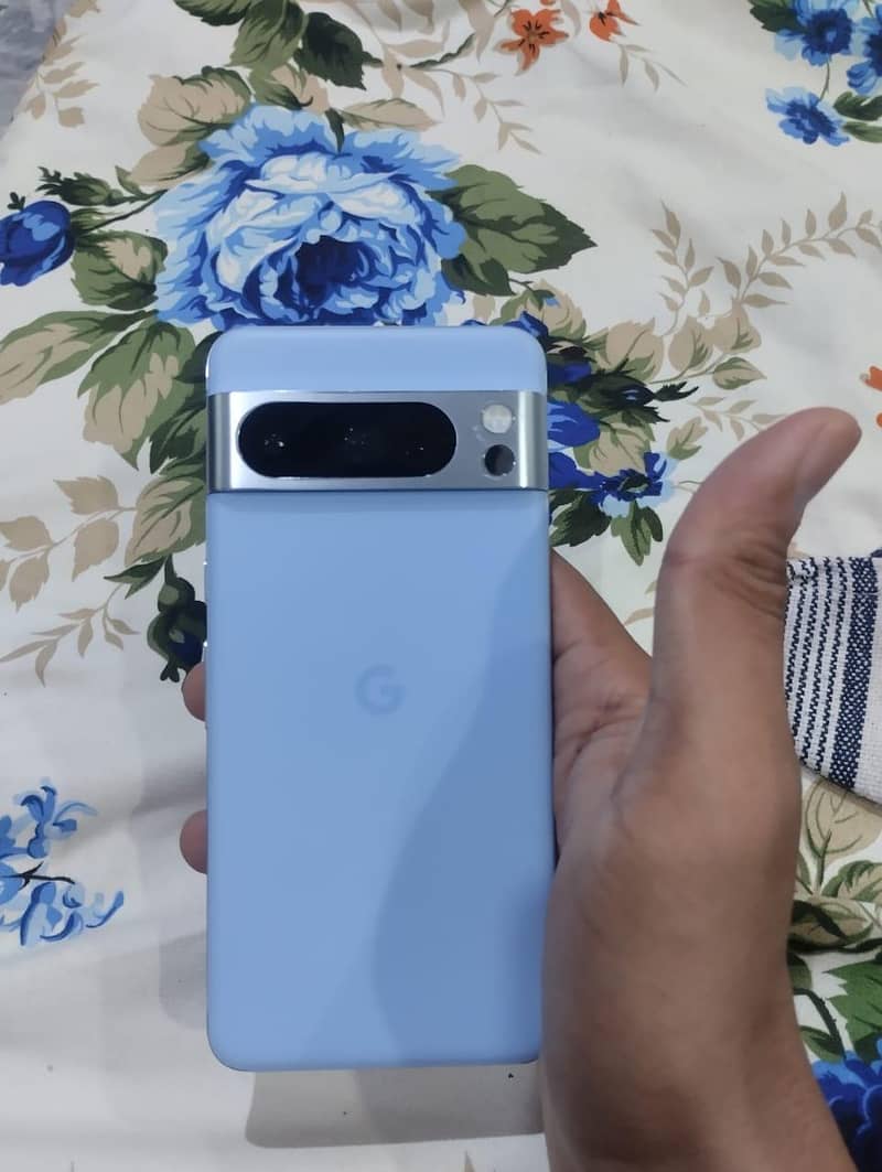 Google Pixel 8 Pro 3
