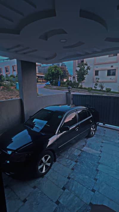 Honda Civic Oriel 2004