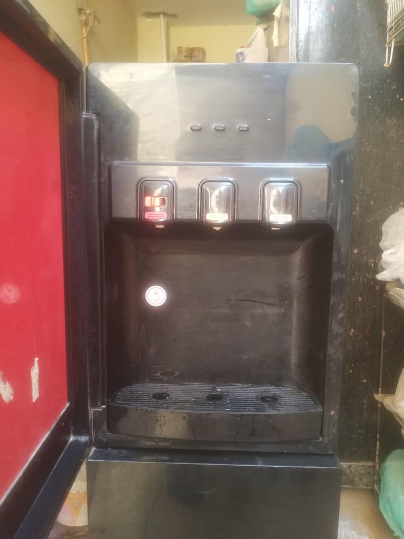 dispenser 1