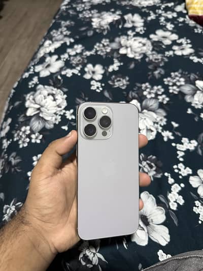 Apple iPhone 15 Pro Max