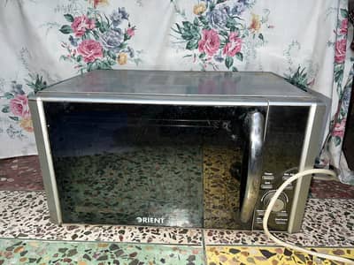 Orient small size microwave
