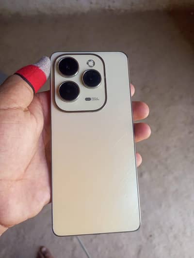 Infinix Hot 40 Pro