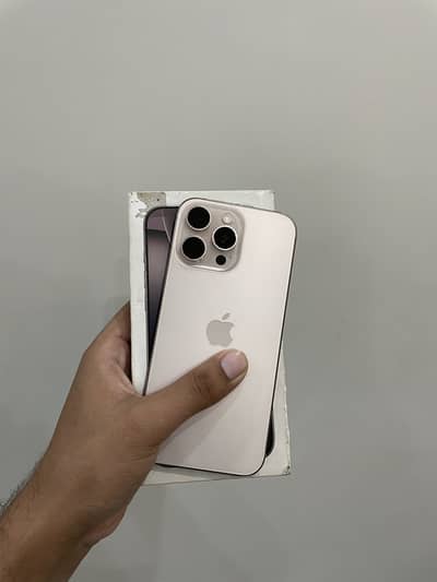 Apple iPhone 16 Pro Max jv