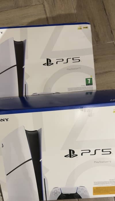 Ps5 slim box pack( uae )