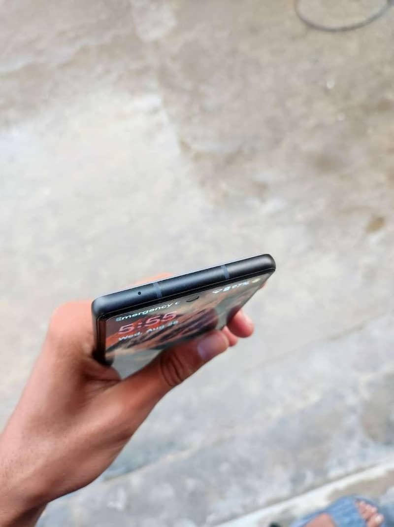 Google Pixel 6a 1