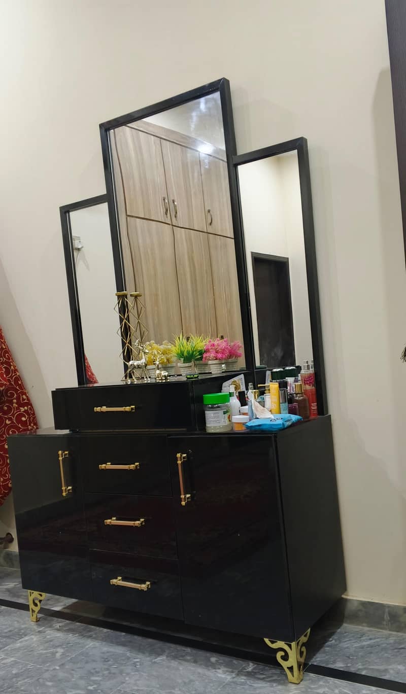 high gloss bed set 1