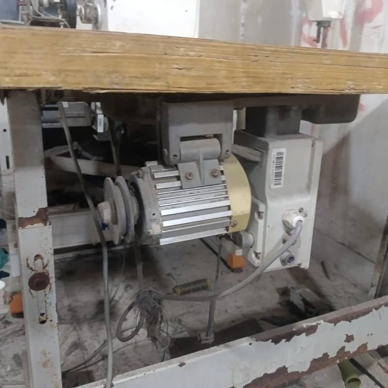 Sewing machine 4