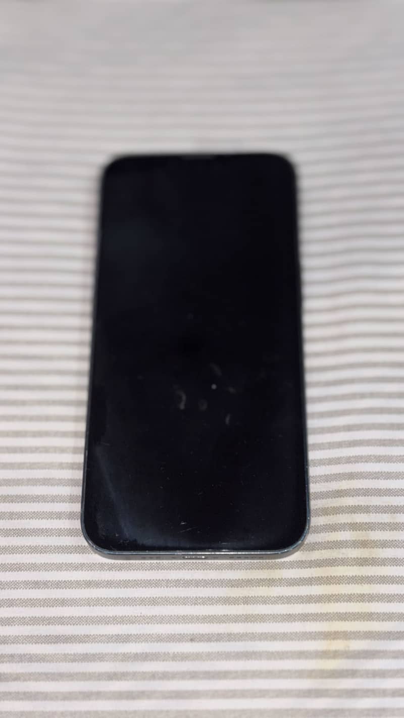 iPhone 13 2