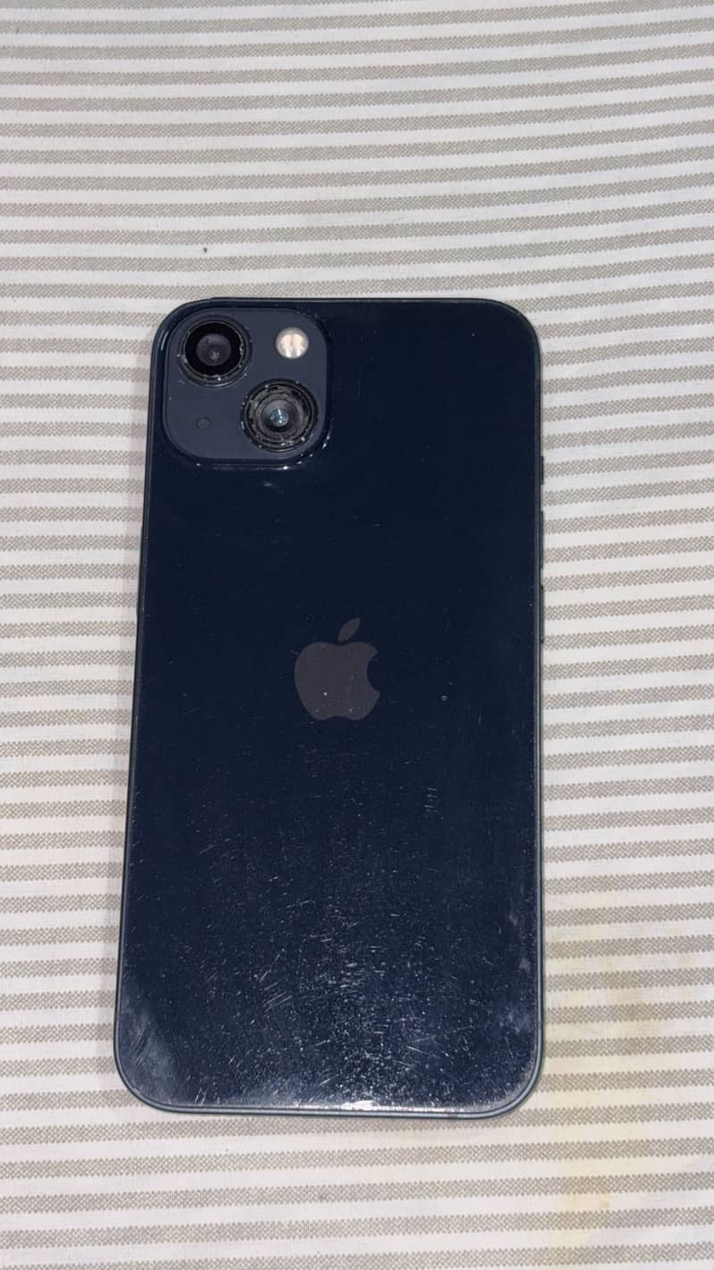 iPhone 13 3