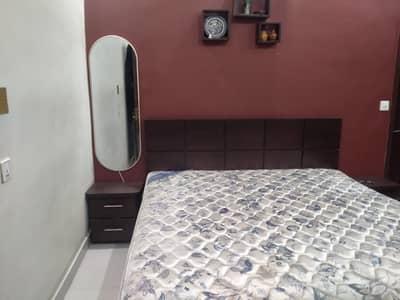 6x6.5 Wooden Double Bed Set with 2 Side Tables