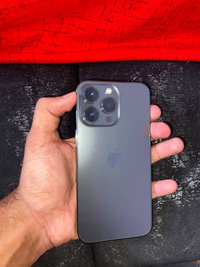 Apple iPhone 13 Pro