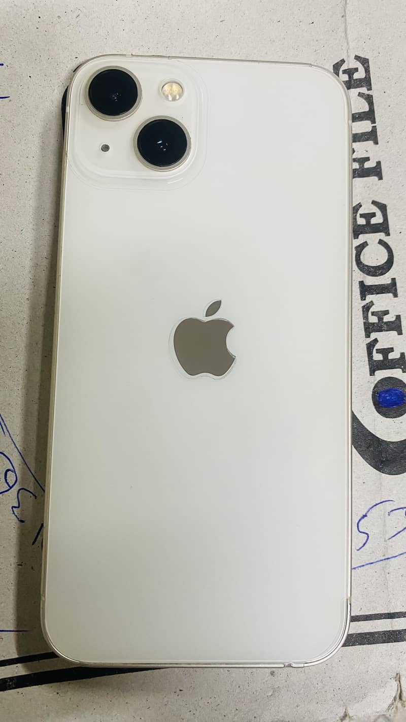 Apple iPhone 13 4