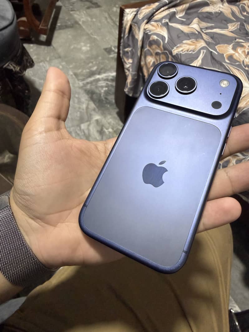 Apple iPhone 17 Pro 3