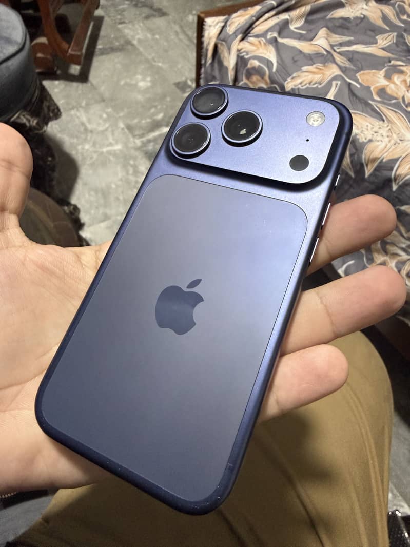 Apple iPhone 17 Pro 4