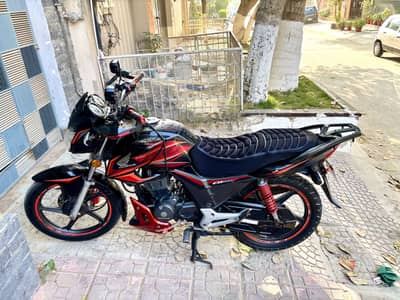 Honda CB150F EXCHANGE POSSIBLE  with any 200cc, 250cc or 400cc bike