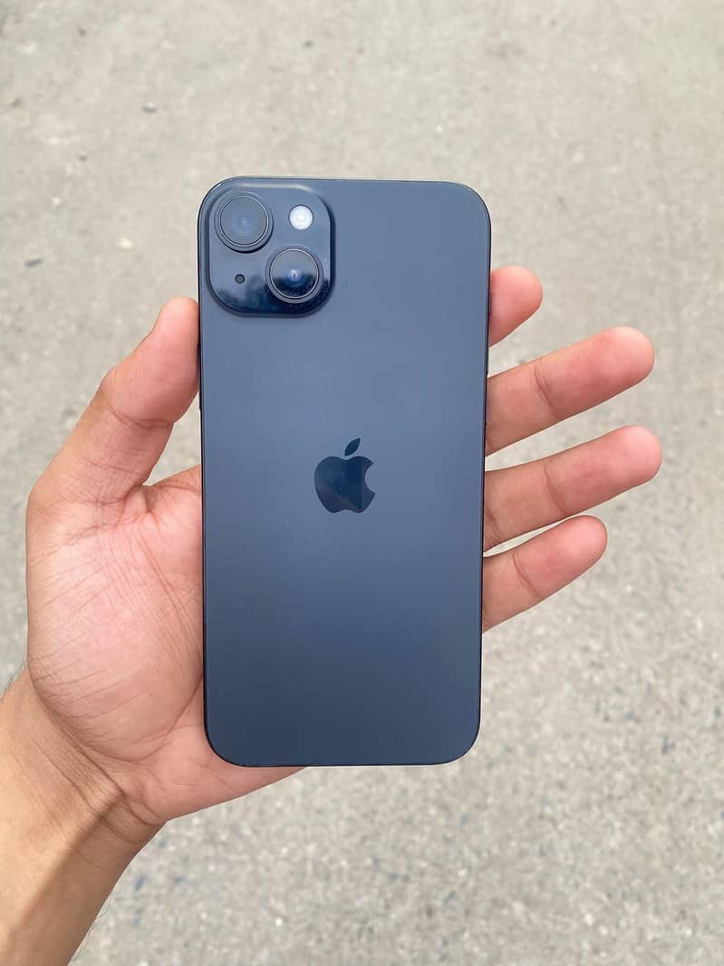 Apple iPhone 15 plus 4