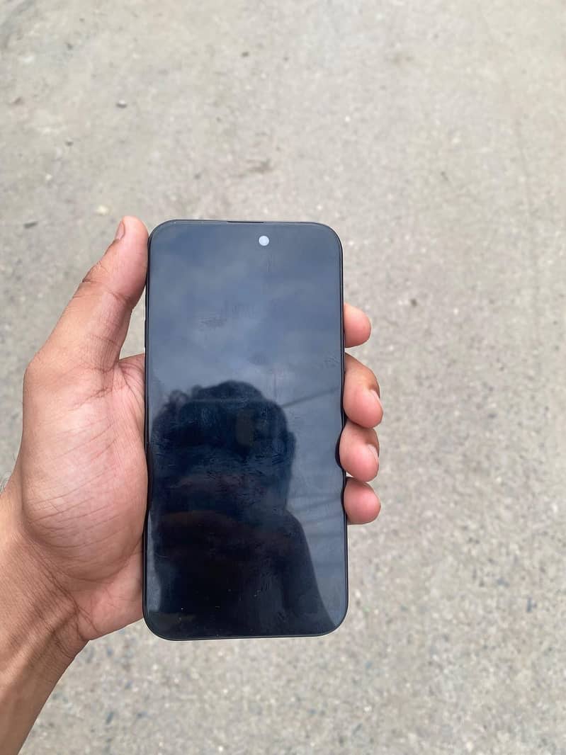 Apple iPhone 15 plus 5