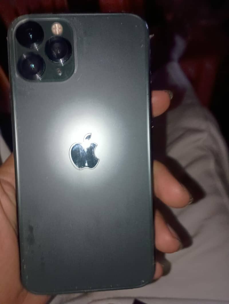 Apple iPhone 11 Pro 2