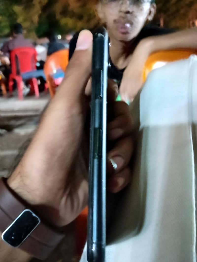 Apple iPhone 11 Pro 8