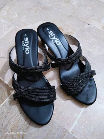 sandle,khussa and kito