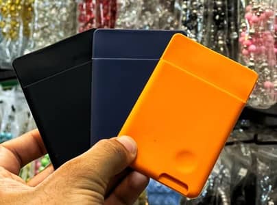 Apple’s MagSafe wallet
