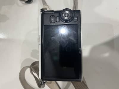 Nikon j1